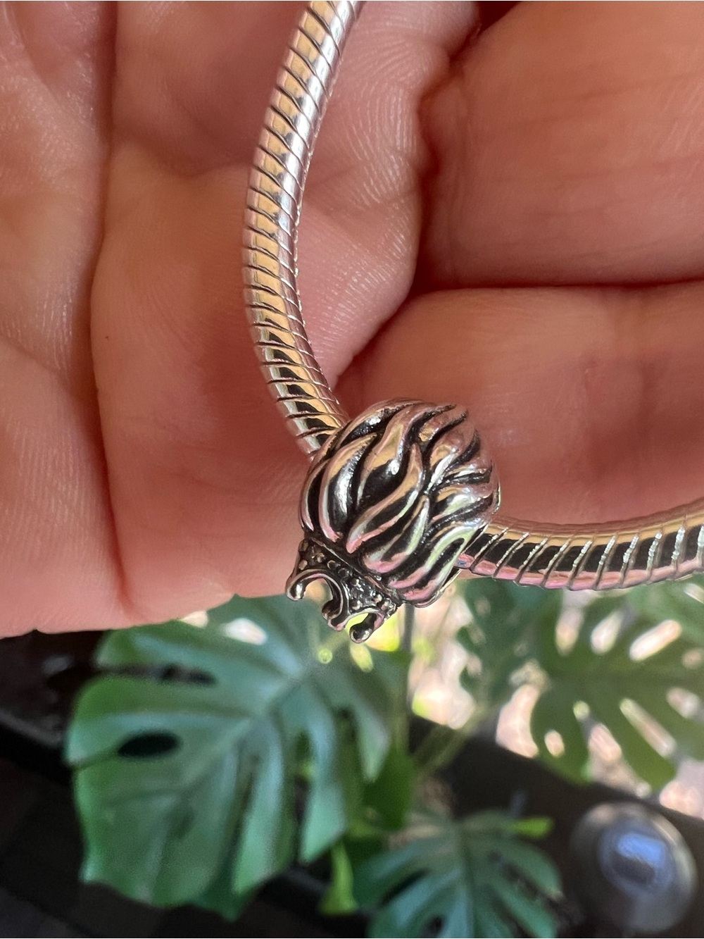 Lion Charm - Picture 6 of 7